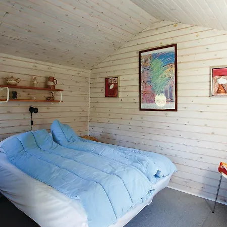 Three-bedroom Holiday In Hejls